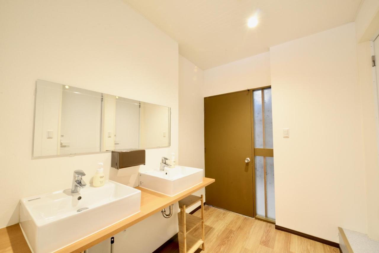 נאגו Adan Hotel מראה חיצוני תמונה